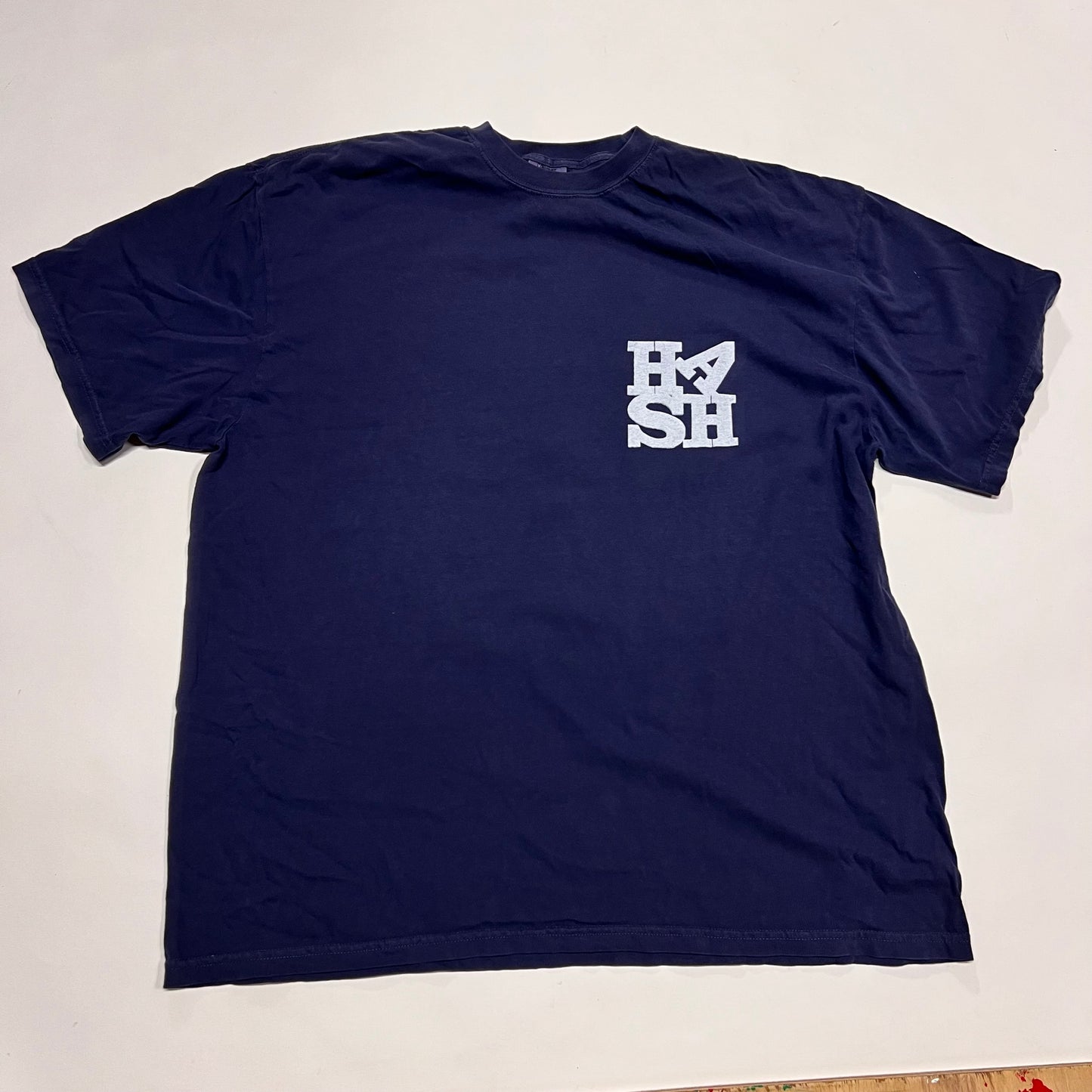Love Sheesh Tshirt in White/Navy
